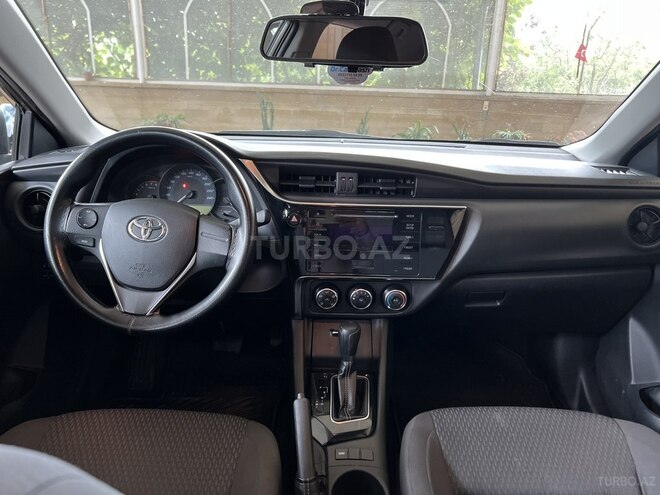 Toyota Corolla-5