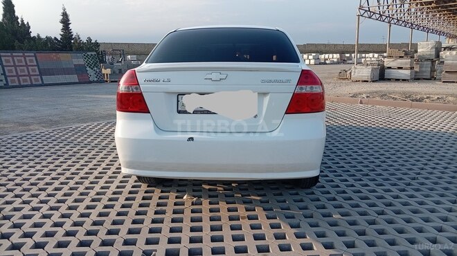 Chevrolet Aveo-2