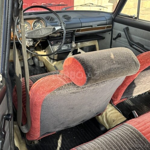 LADA (VAZ) 2106-21