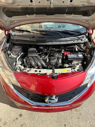 Nissan Note-5