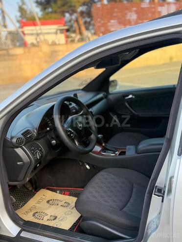 Mercedes C 200-9