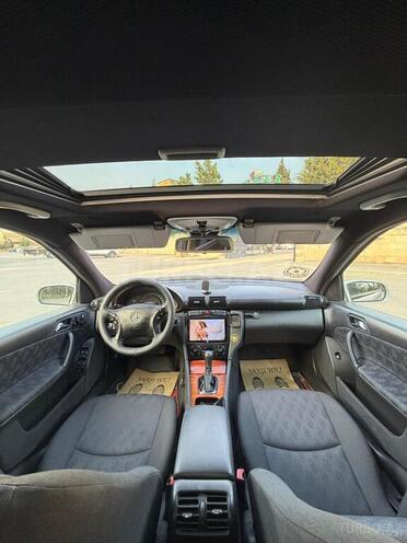 Mercedes C 200-13