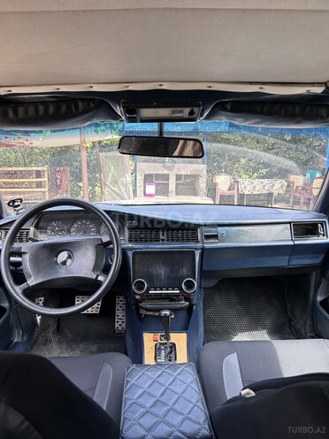 Mercedes 190-6
