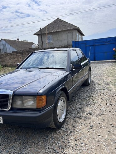 Mercedes 190-3
