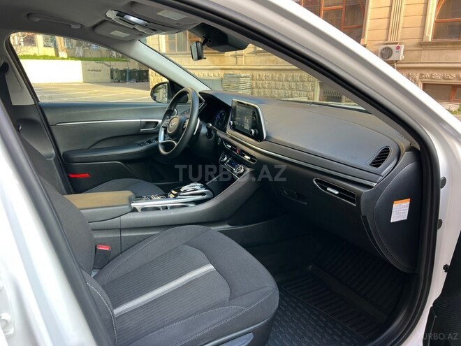 Hyundai Sonata-7
