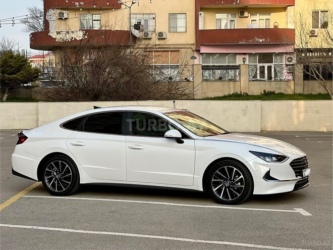 Hyundai Sonata-10