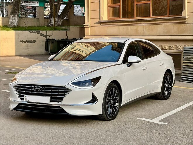 Hyundai Sonata-4