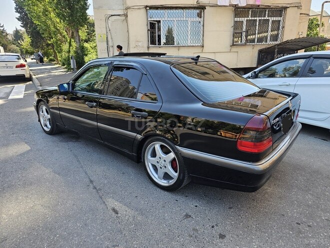 Mercedes C 230-7