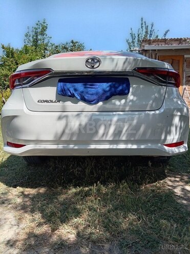 Toyota Corolla-3