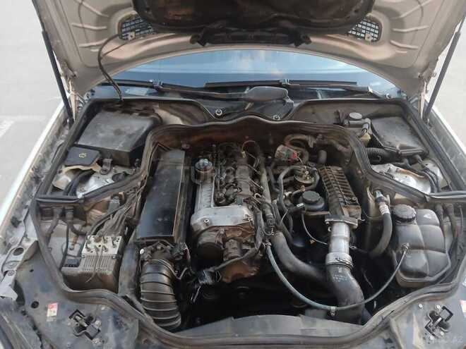 Mercedes E 200-9