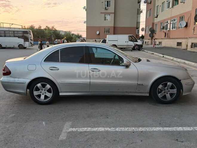 Mercedes E 200-2