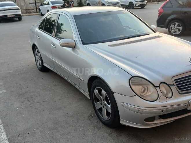 Mercedes E 200-4