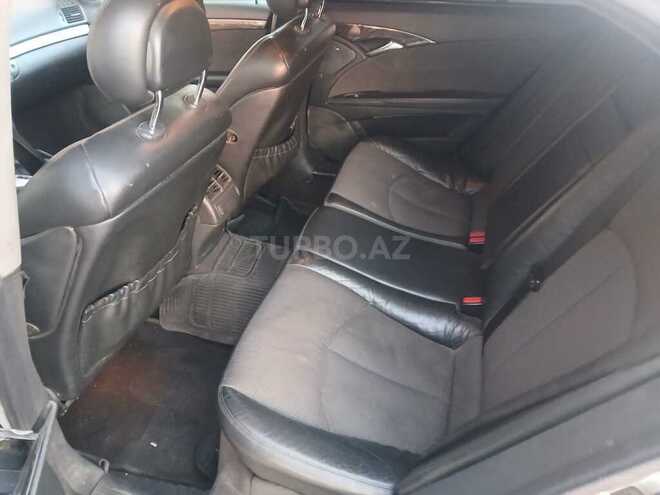 Mercedes E 200-8