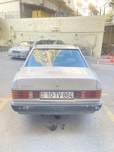 Mercedes 190-3