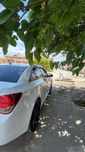 Chevrolet Cruze-10