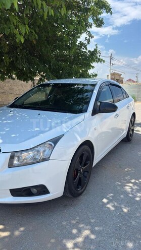 Chevrolet Cruze-16
