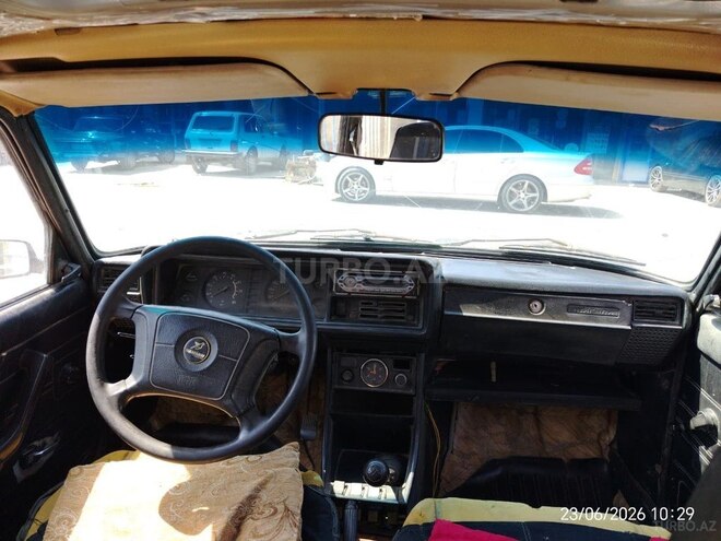 LADA (VAZ) 2104-3