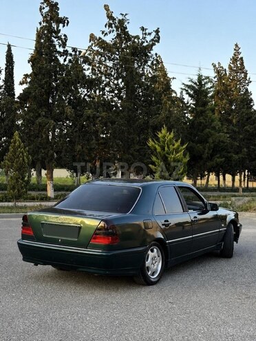 Mercedes C 200-3