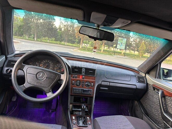 Mercedes C 200-6