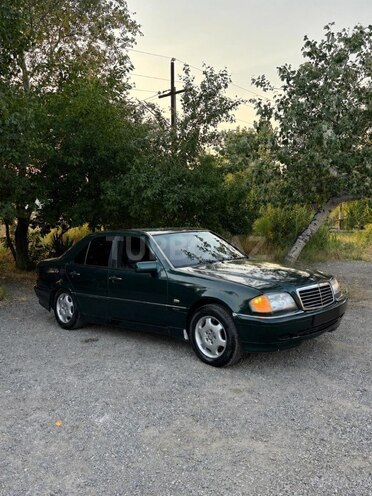 Mercedes C 200-4