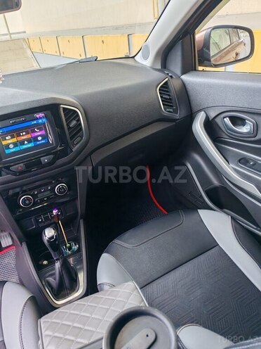 LADA (VAZ) XRAY Cross-6