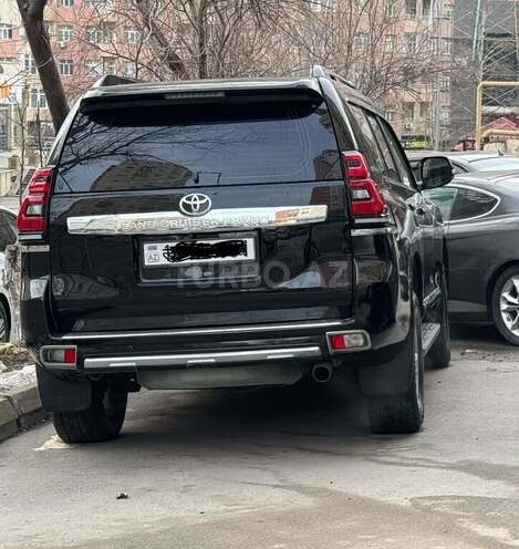 Toyota Land Cruiser Prado-2