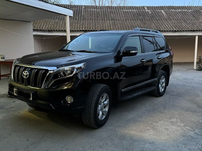 Toyota Land Cruiser Prado-4