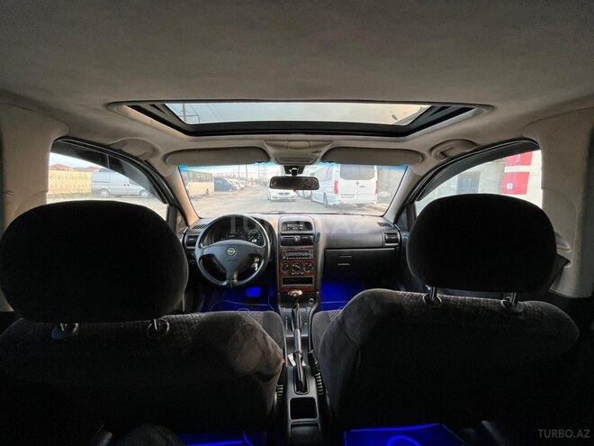 Opel Astra-10