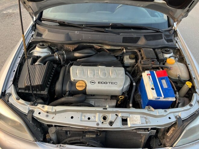 Opel Astra-8