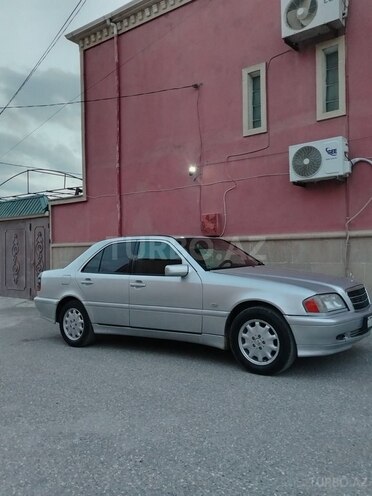 Mercedes C 220-4