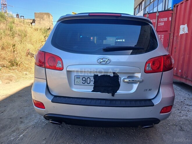 Hyundai Santa Fe-5
