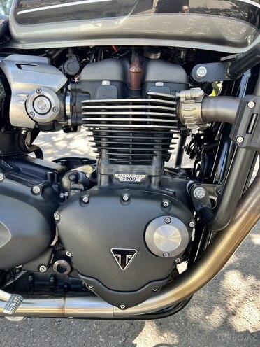 Triumph Speed Twin-20