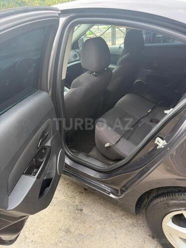 Chevrolet Cruze-6