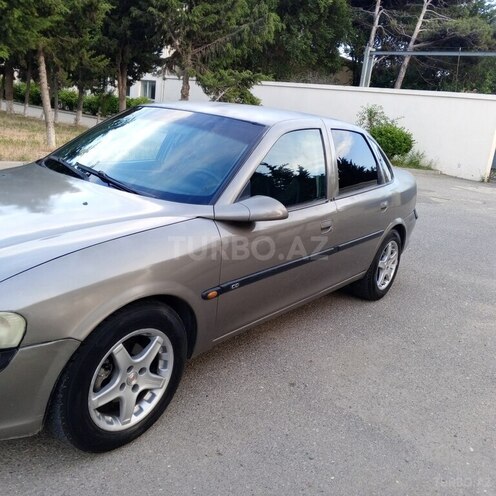 Opel Vectra-6