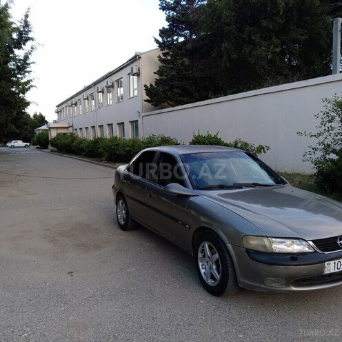 Opel Vectra-8