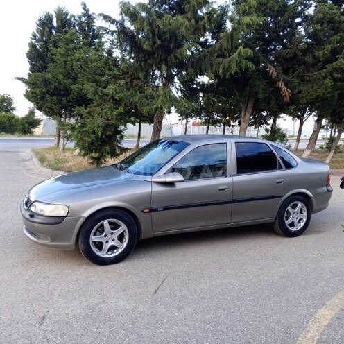 Opel Vectra-2