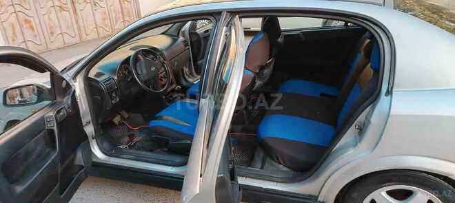 Opel Astra-14