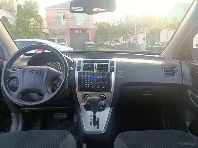 Hyundai Tucson-13