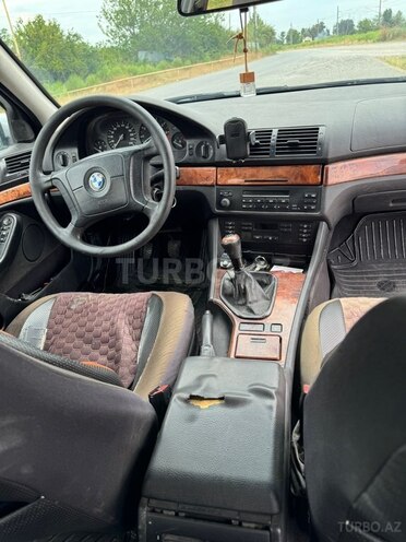 BMW 523-12