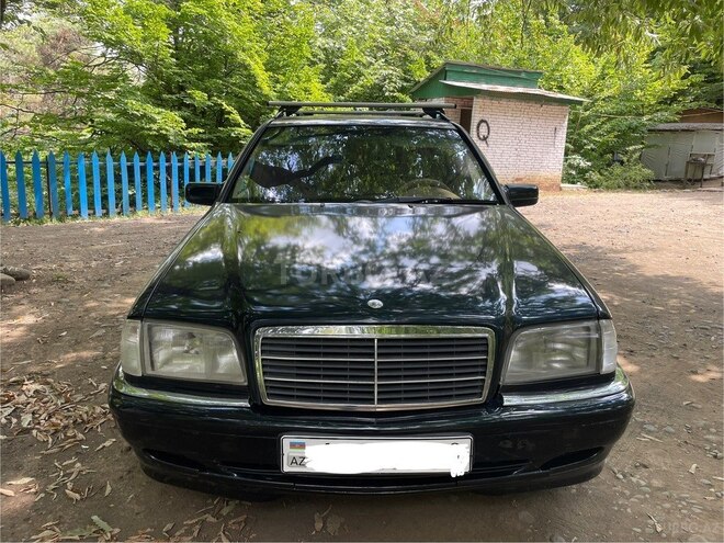 Mercedes C 200-1
