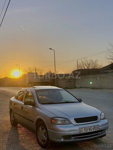 Opel Astra-1