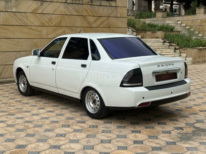 LADA (VAZ) Priora-8