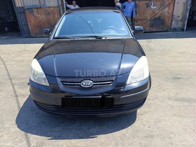 Kia Rio-1