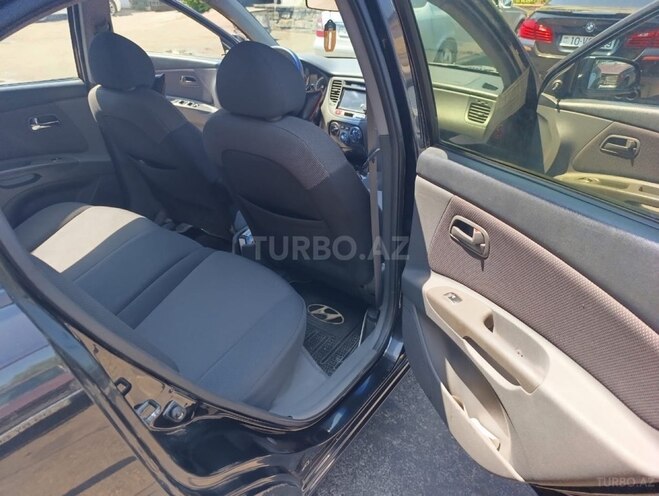 Kia Rio-8