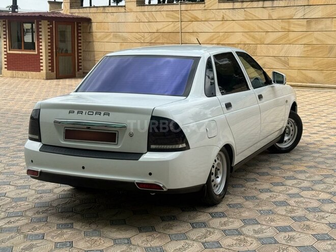 LADA (VAZ) Priora-13