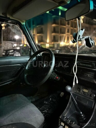 LADA (VAZ) 2104-2