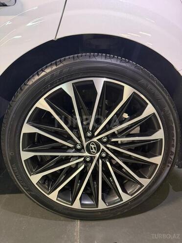 Hyundai Grandeur-10