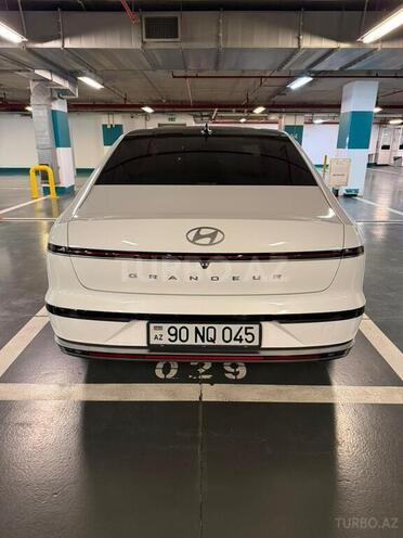 Hyundai Grandeur-17