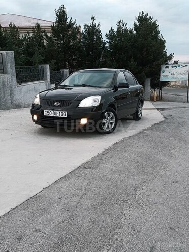 Kia Rio-1
