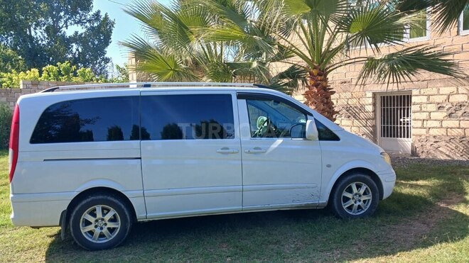 Mercedes Vito 111 CDI-4